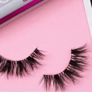 Huda lash bundle (4)